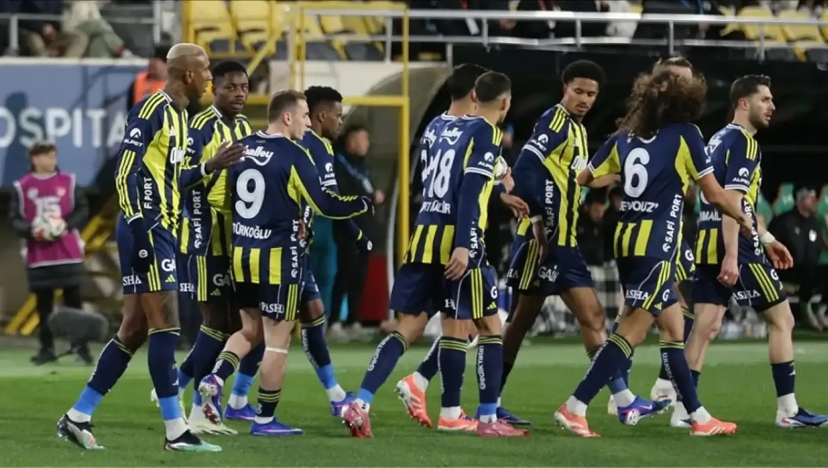Fenerbahçe - Aston Villa maç kadrosu! Jhon Duran oynuyor mu? Fenerbahçe 11'i! UEFA Fenerbahçe Aston Villa maç kadrosu ilk 11'ler belli oldu mu? FB Aston Villa maç kadrosu ilk 11!