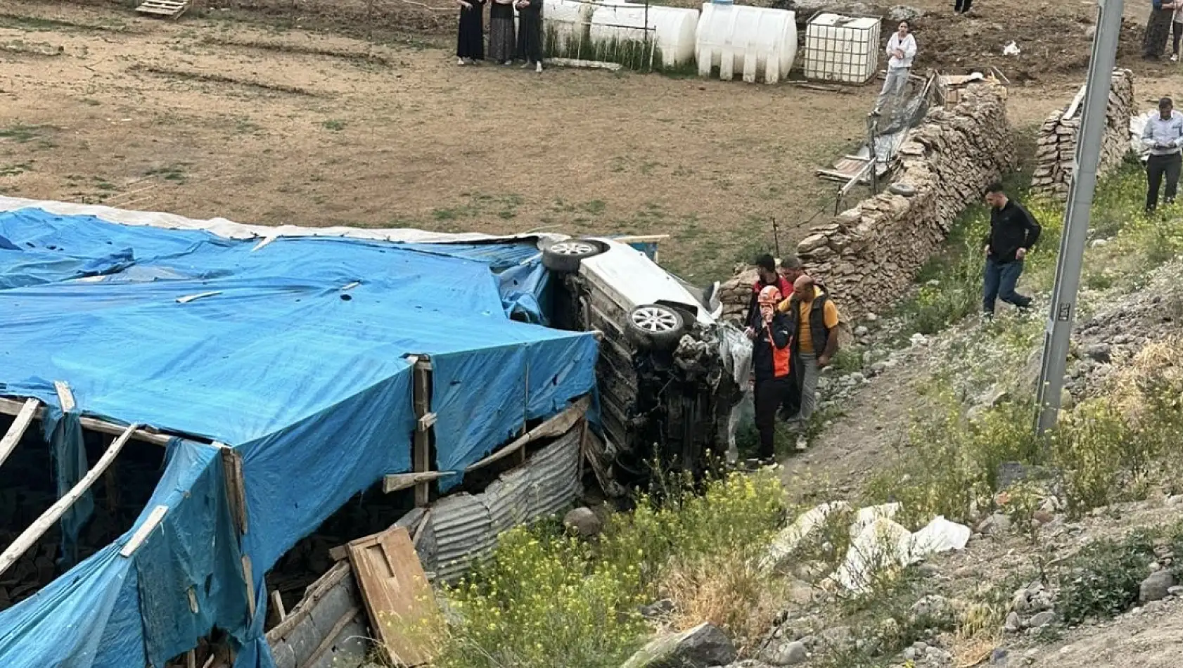 Iğdır-Kars kara yolunda feci kaza: 1 kişi ağır yaralandı