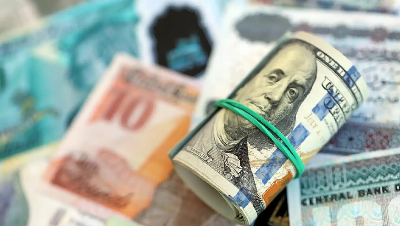 Borsada düşüş sürüyor! Dolar, avro ve altında son rakamlar