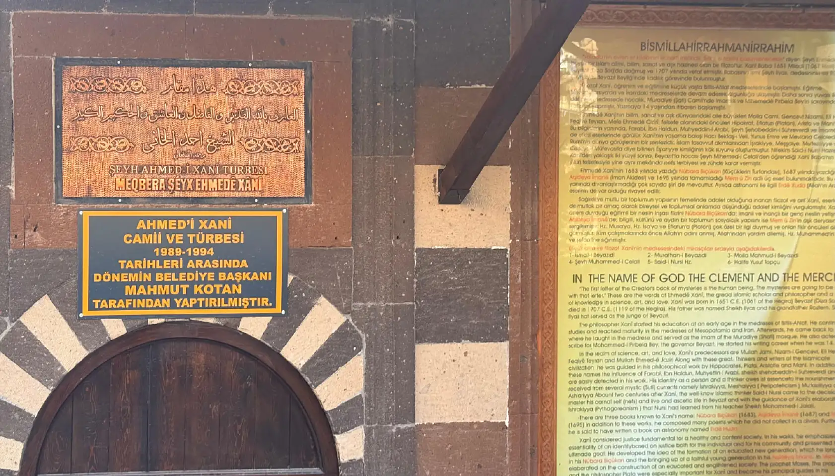 Doğubayazıt'ta tarihle inancın buluştuğu Ahmed-i Hani Türbesi ziyaretçilerini ağırlıyor