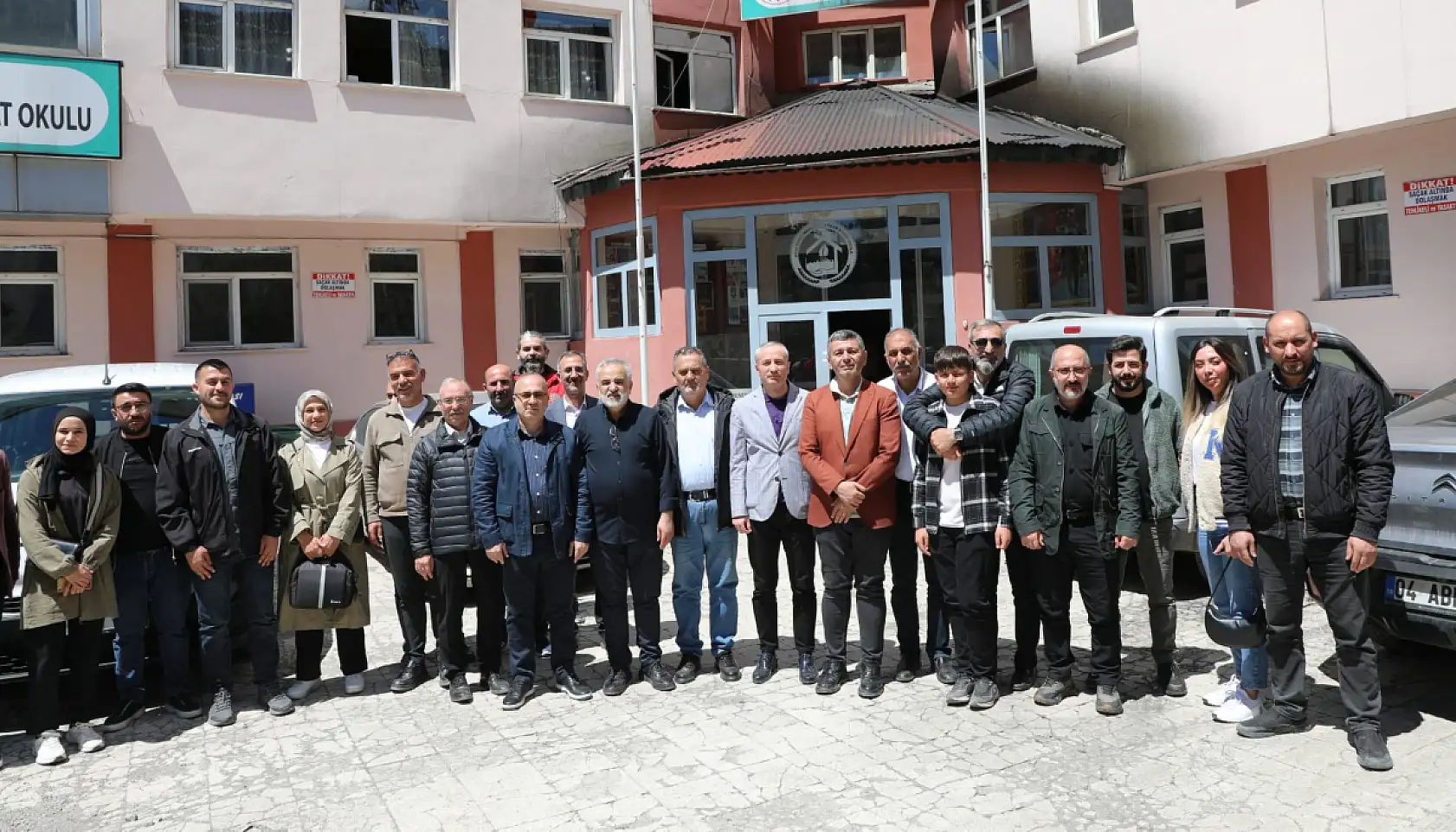 Kerem'in yaşam mücadelesi için Ağrı tek ses oldu