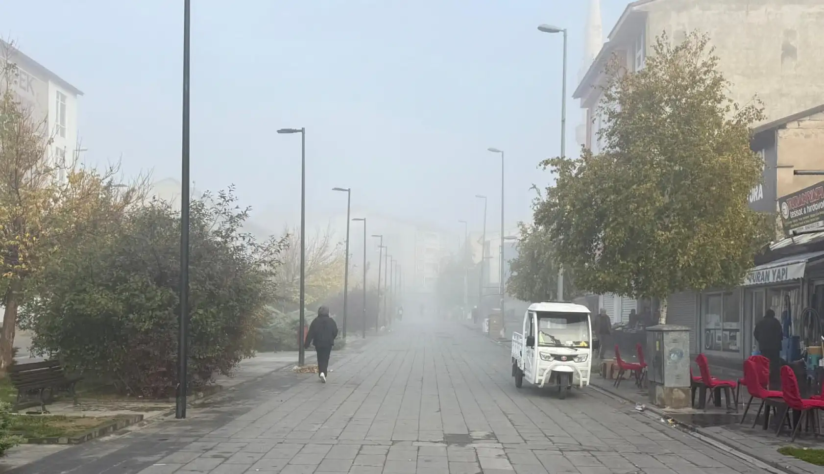 Ağrılılar Perşembe sabahına sis ile uyandı