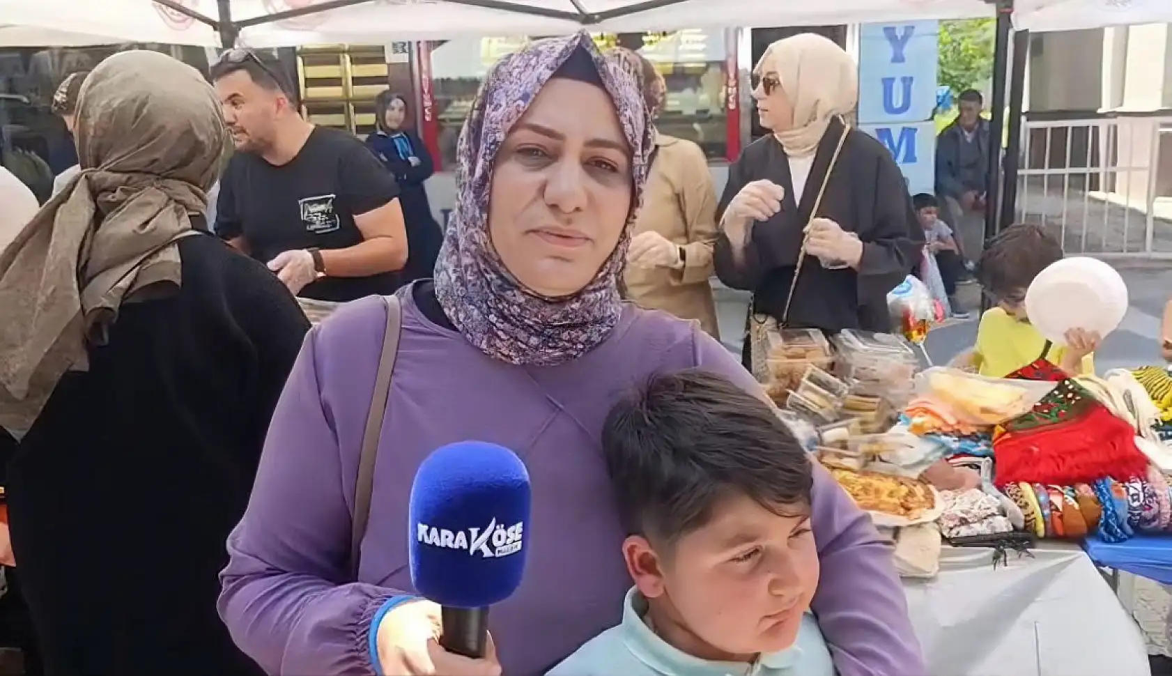 Doğubayazıt halkı ve kurumlar Muhammed Azam için kermeste buluştu