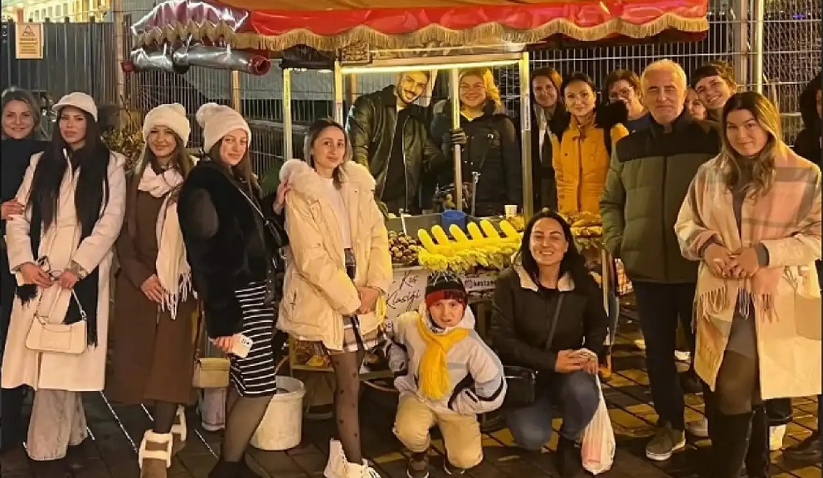 Ağrı'dan Dünyaya açılan hikâye: 'Yakışıklı Mısırcı' gündem oldu