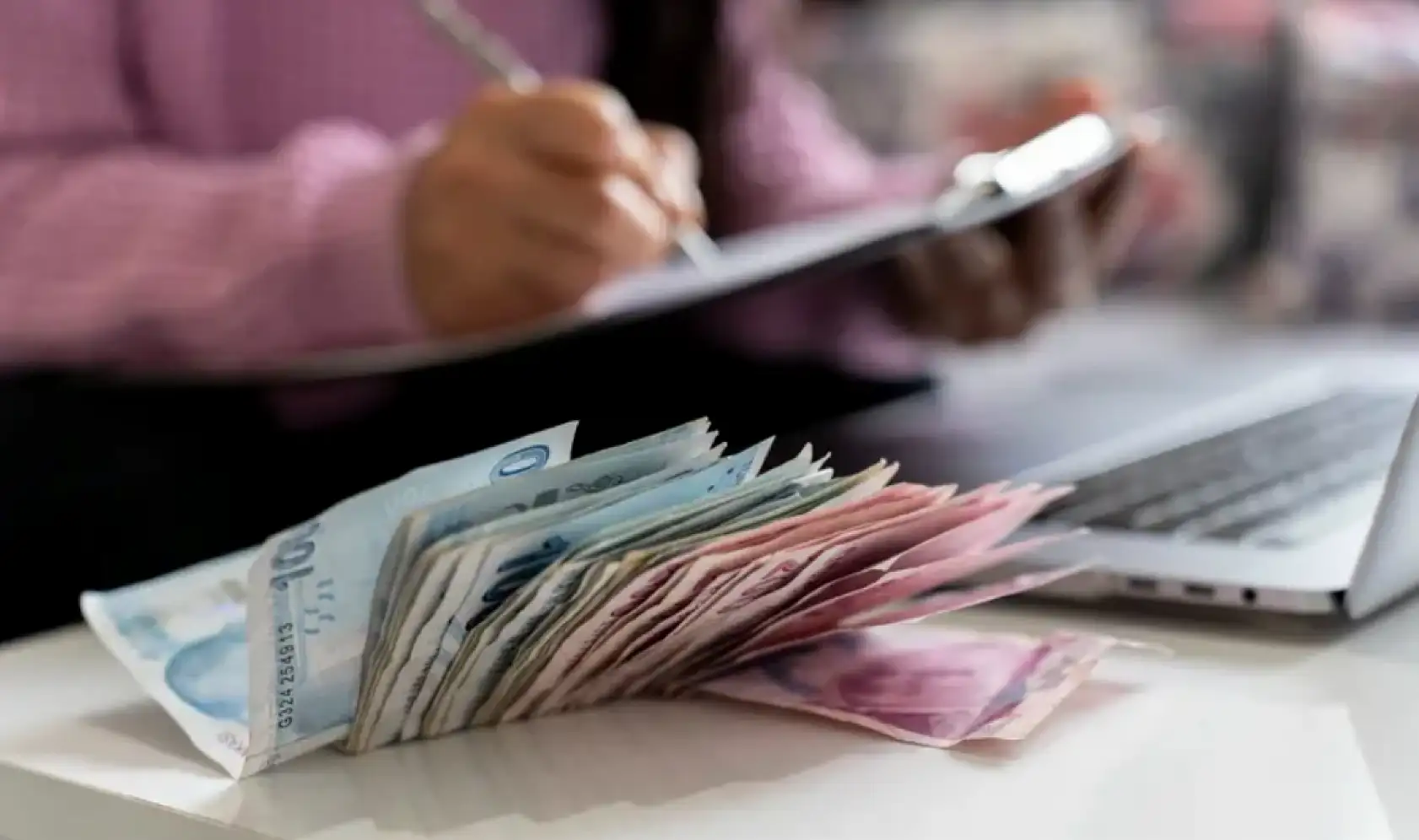 Emekli Maaşını Taşıyana Büyük Fırsat: Bankalar Promosyon Yarışında Vitesi Yükseltti