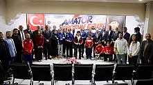 Ağrı'da sporun enleri ödüllendirildi! Ahmet Çelebi'ye teşekkür plaketi