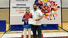 Ağrı'ya bir madalya daha: Elif Işık Türkiye ikincisi