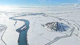 Muş Piramidi kışın başka güzel