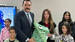 Van'da Kitap Okuma Yarışması ödülleri dağıtıldı, okuma kültürü yaygınlaştırma hedefleniyor