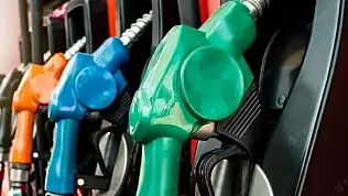 Akaryakıta Rekor İndirim! Motorin Fiyatları Gece Yarısı Düştü