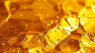 Altın piyasasında deprem: Ons 5 bin doların altına geriledi!