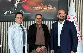 53 yaşındaki hastaya yapılan ameliyat Ağrı'da bir ilke imza attı