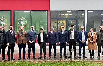Ağrı Barosu ve Bölge Barolarından Amedspor'a ziyaret