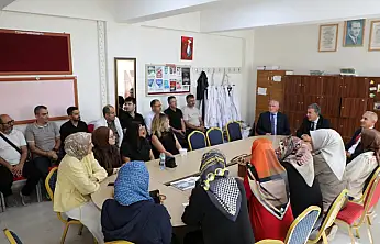 Ağrı'da 5. sınıfların uyum heyecanına aileler de ortak oldu