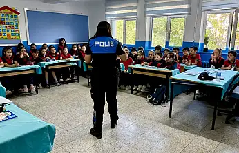Ağrı'da öğrenciler güvenli internet ve akran zorbalığına karşı bilinçlendiriliyor