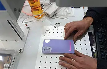 Ağrı'da aksesuar ve ekran koruyucuda kişiye özel üretim talebi yükseldi