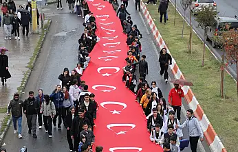 Ağrı'da Amatör Spor Haftası 100 metrelik Türk bayrağıyla başladı