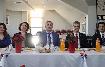 Ağrı'da ataması yapılan hâkim ve savcılar için veda programı düzenlendi