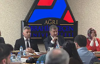 Ağrı'da Çalışan Gazeteciler Günü'nde basın ve üniversite bir araya geldi