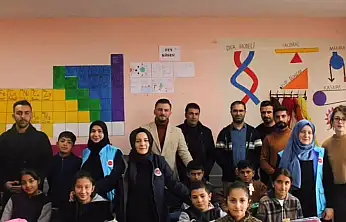 Ağrı'da çocukların yüzünü güldüren yardım