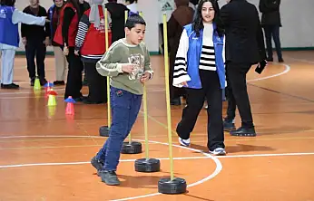 Ağrı'da engelli öğrenciler için hazırlanan parkurlar büyük ilgi gördü