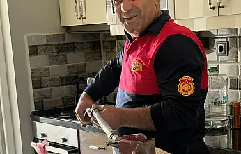Ağrı'da eve giren yarasa aileyi dışarı çıkardı