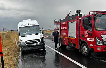 Ağrı'da faciaya ramak kala! Yola akan akaryakıt için zamanla yarış