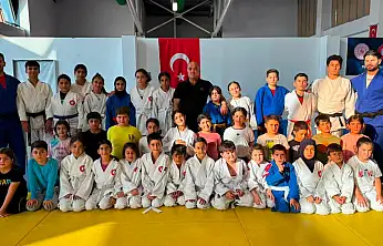 Ağrı'da geleceğin judocuları yaz spor okullarında yetişiyor