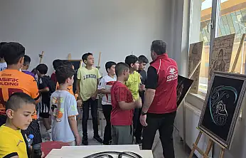Ağrı'da gençlerin yaz adresi Gençlik Merkezi oldu