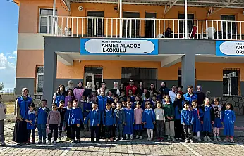 Ağrı'da gönüllü gençler köy okulundaki çocuklarla buluştu