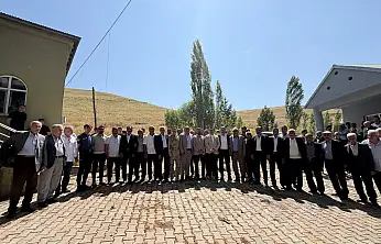 Ağrı'da husumet sona erdi! Aileler barış sofrasında buluştu