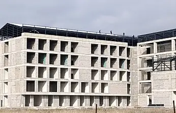 Ağrı'da Kadın ve Çocuk Hastanesi hızla yükseliyor