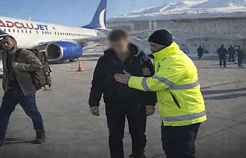 Ağrı'da kalkış hazırlığı yapan uçakta gergin anlar