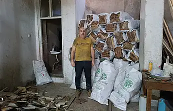 Ağrı'da kış telaşı başladı: Torbalanan odunlar alıcılarını bekliyor