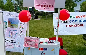Ağrı'da Koruyucu Aile Günü'nde farkındalık standı yoğun ilgi gördü