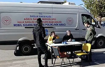 Ağrı'da mobil poliklinik üniversite kampüsünde öğrencilerle buluştu