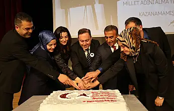 Ağrı'da öğretmenler günü konseri büyük ilgi gördü