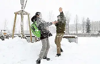 Ağrı'da okullar tatil edildi