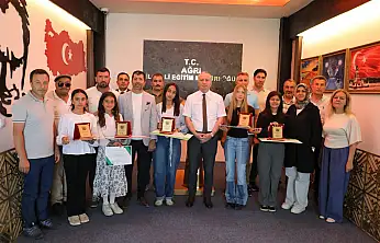 Ağrı'da 'Sağlıklı Nesil Sağlıklı Gelecek' yarışmasının kazananları ödüllerini aldı