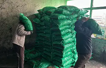 Ağrı'da soğukla birlikte kömür ve odun satışlarında hareketlilik devam ediyor