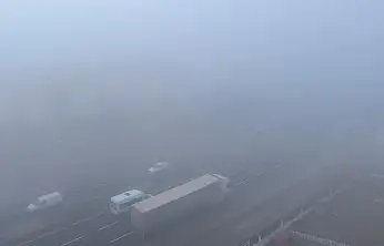 Ağrı'da soğuk hava sisle birleşti, ulaşım zorlaştı