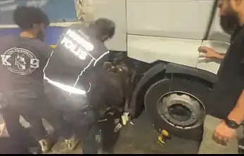 Ağrı'da tırın yakıt deposunda kilolarca uyuşturucu çıktı