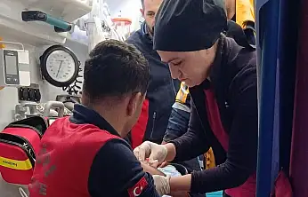 Ağrı'da yangına müdahale eden 2 itfaiye eri yaralandı