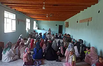 Ağrı'da yaz Kur'an kursu öğrencilerine çevre ahlakı ve akran nezaketi semineri verildi