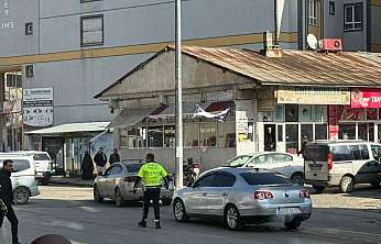 Ağrı'da yol verme tartışmasında polisin hızlı müdahalesi olası kavgayı önledi