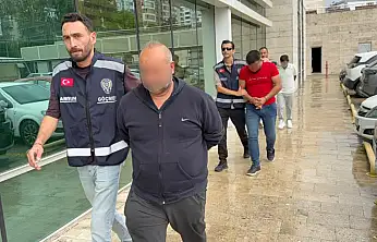 Ağrı'dan İstanbul'a giden göçmen kaçakçılarına operasyon