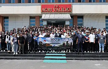 Ağrı'dan tarih yolculuğuna çıkan ikinci öğrenci kafilesi uğurlandı
