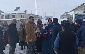 Ağrı Diyadin'de su yok, yollar kapalı iddiası