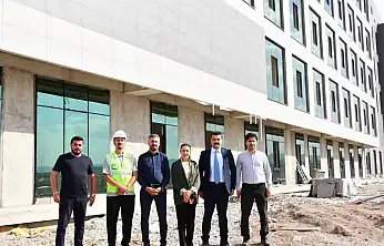 Ağrı'nın 270 Yataklı Kadın Doğum ve Çocuk Hastanesi hizmete hazırlanıyor