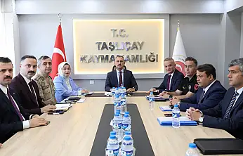 Ağrı'nın güvenlik ve asayiş başlıkları Taşlıçay'da masaya yatırıldı
